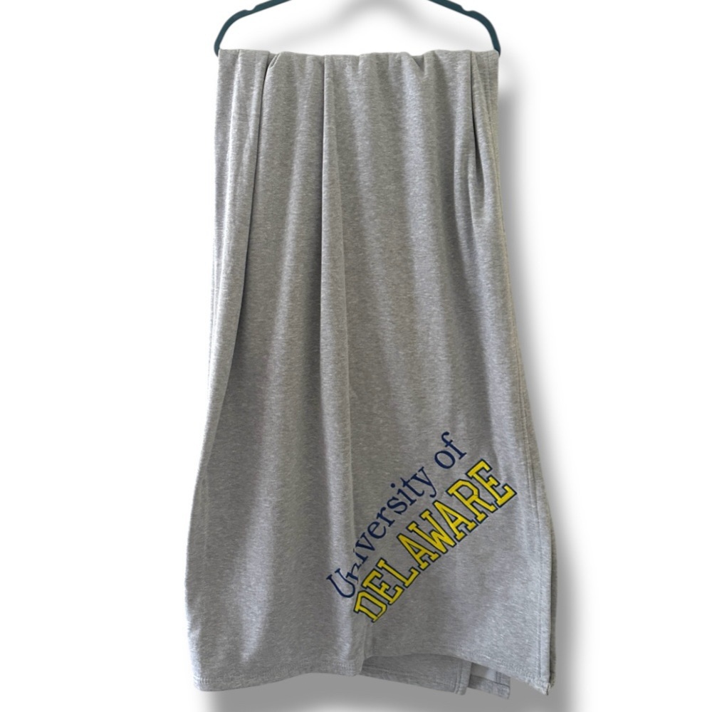 University of Delaware Embroidered Olivia Gray Sweatshirt Blanket Blue Hens